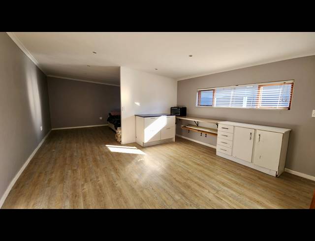 1 BEDROOM DETACHED TO LET IN TOWNSEND ESTATE
